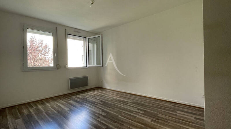 Location appartement 1 pièce 21.7 m² à Chalon-sur-Saône 71100 - 400 €