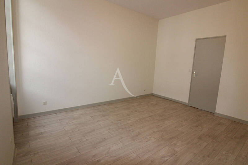 Location appartement 3 pièces 72 m² à Chalon-sur-Saône 71100 - 673 €