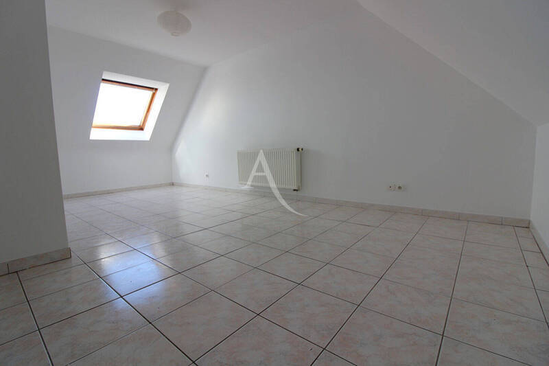 Location maison 5 pièces 103.85 m² à Chalon-sur-Saône 71100 - 1 100 €