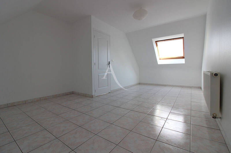 Location maison 5 pièces 103.85 m² à Chalon-sur-Saône 71100 - 1 100 €