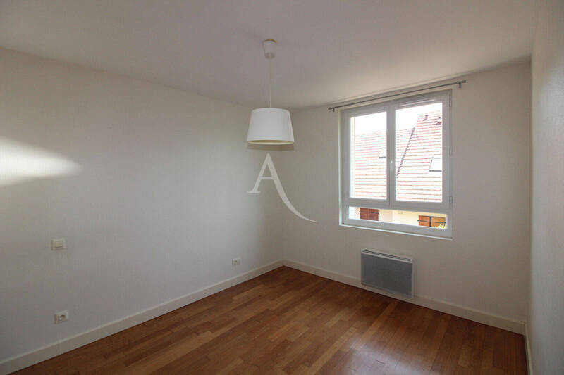 Location maison 6 pièces 123 m² à Saint-Marcel 71380 - 925 €