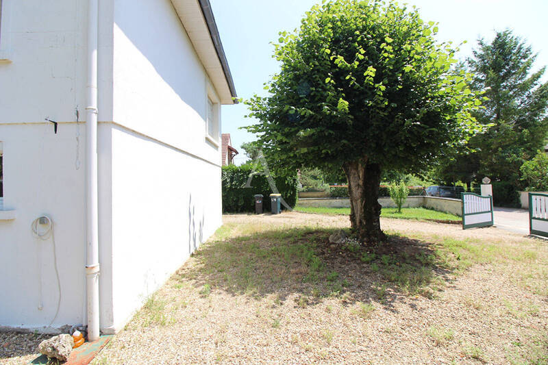 Location maison 6 pièces 123 m² à Saint-Marcel 71380 - 925 €