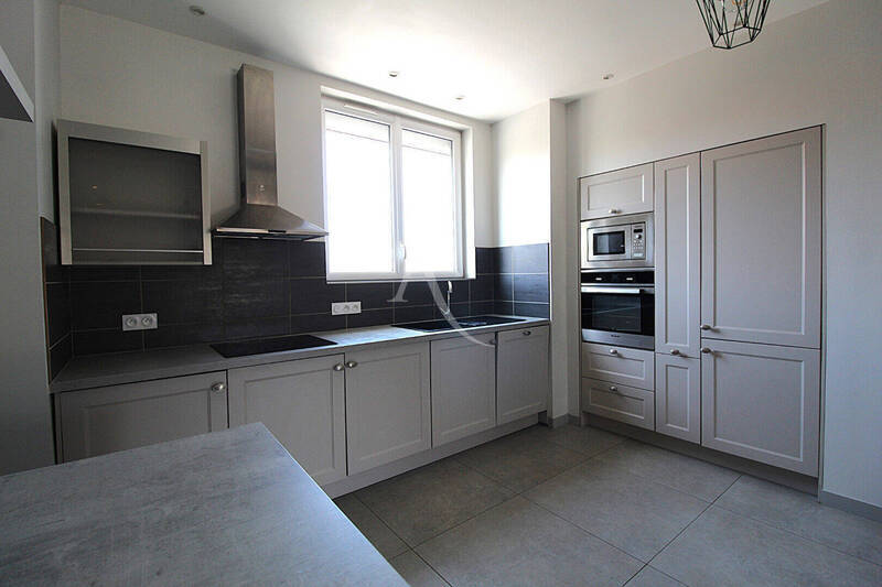 Location appartement 3 pièces 67.67 m² à Dijon 21000 - 890 €