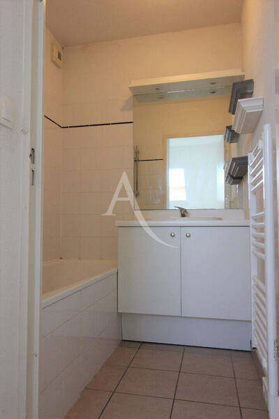 Location appartement 2 pièces 35.72 m² à Lux 71100 - 522 €