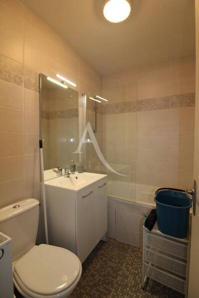 Location appartement 1 pièce 28 m² à Chalon-sur-Saône 71100 1ERE COURONNE CENTRE VILLE - 450 €