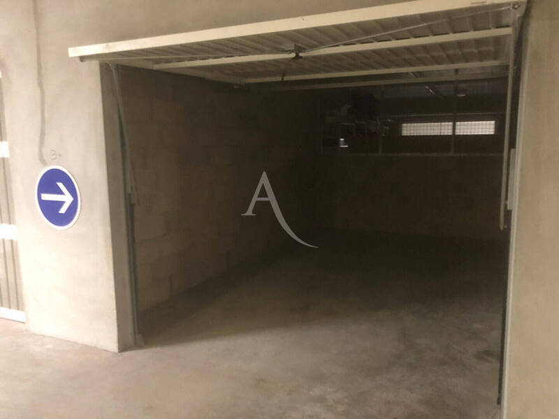 Location parking / box à Dijon 21000 - 79 €