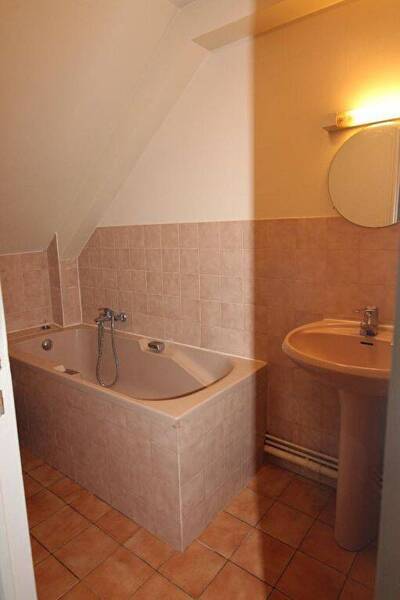 Location appartement 2 pièces 47 m² à Chalon-sur-Saône 71100 - 449 €