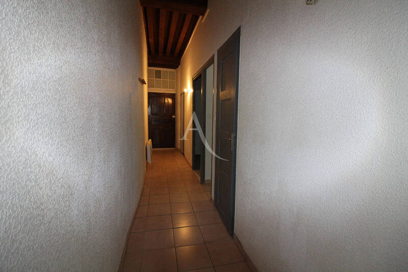 Location appartement 3 pièces 65 m² à Chalon-sur-Saône 71100 - 520 €