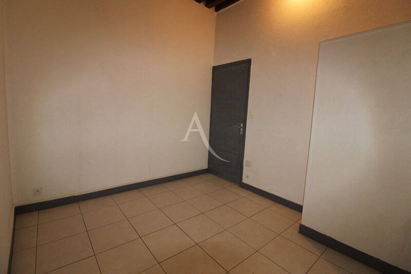 Location appartement 3 pièces 65 m² à Chalon-sur-Saône 71100 - 520 €