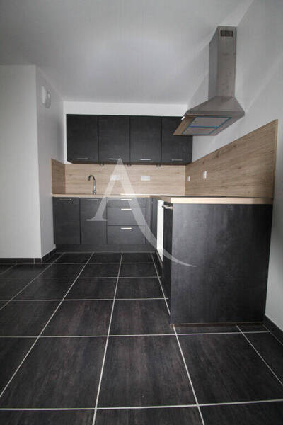 Location appartement 2 pièces 47.14 m² à Dijon 21000 - 725 €