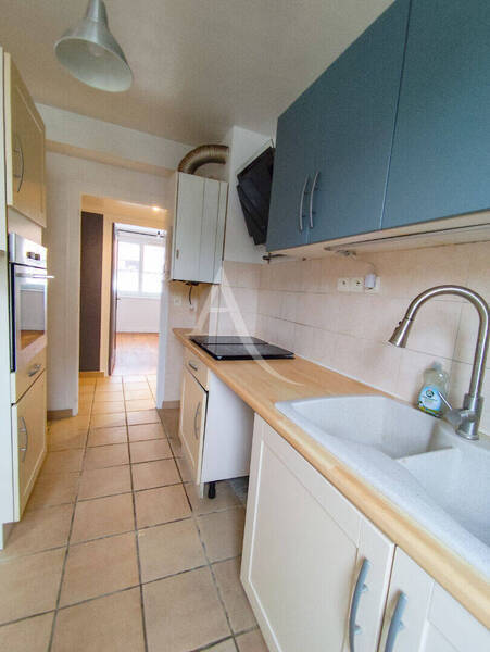 Location appartement 4 pièces 64.91 m² à Dijon 21000 - 790 €