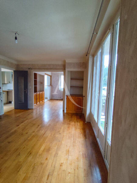Location appartement 4 pièces 64.91 m² à Dijon 21000 - 790 €