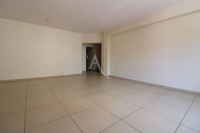 Location appartement 2 pièces 68.68 m² à Chalon-sur-Saône 71100 - 630 €