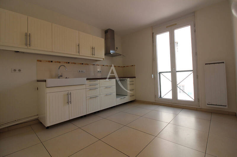 Location appartement 2 pièces 68.68 m² à Chalon-sur-Saône 71100 - 630 €