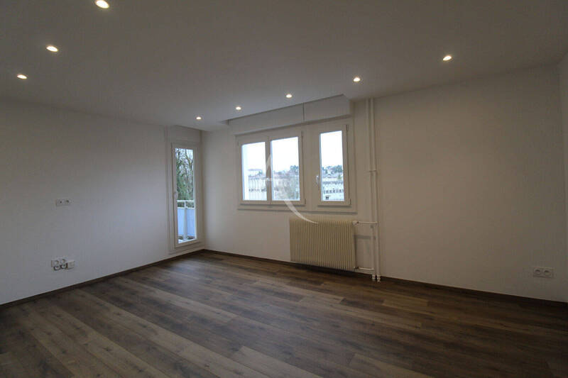 Location appartement 3 pièces 66.95 m² à Dijon 21000 - 1 050 €