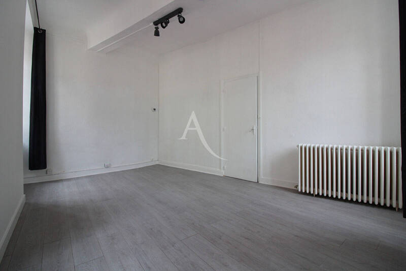 Location appartement 1 pièce 31.47 m² à Chalon-sur-Saône 71100 Centre ville historique - 440 €