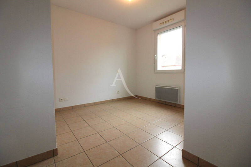 Location appartement 3 pièces 66.46 m² à Lux 71100 - 733 €