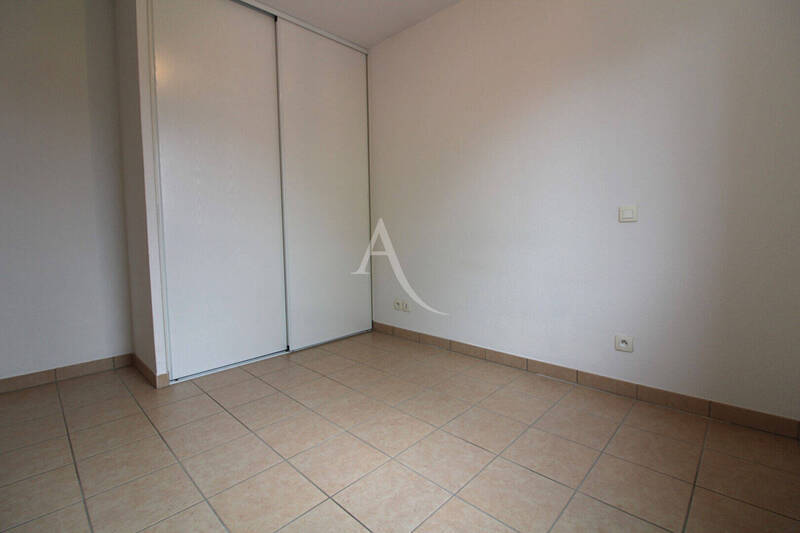 Location appartement 3 pièces 66.46 m² à Lux 71100 - 733 €