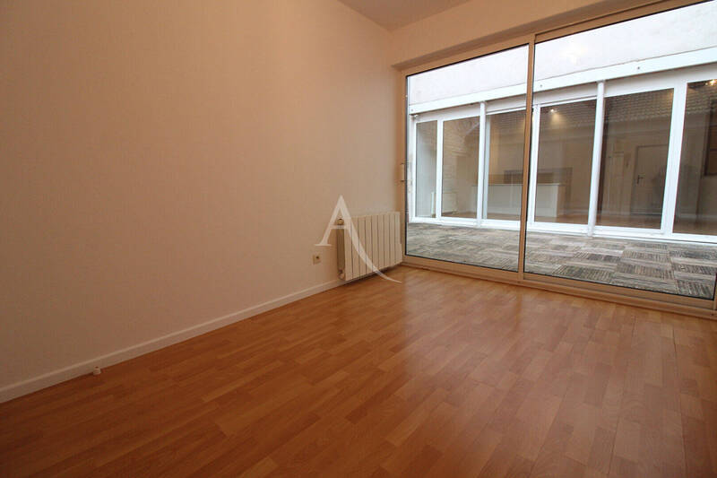 Location appartement 4 pièces 87 m² à Chalon-sur-Saône 71100 - 980 €