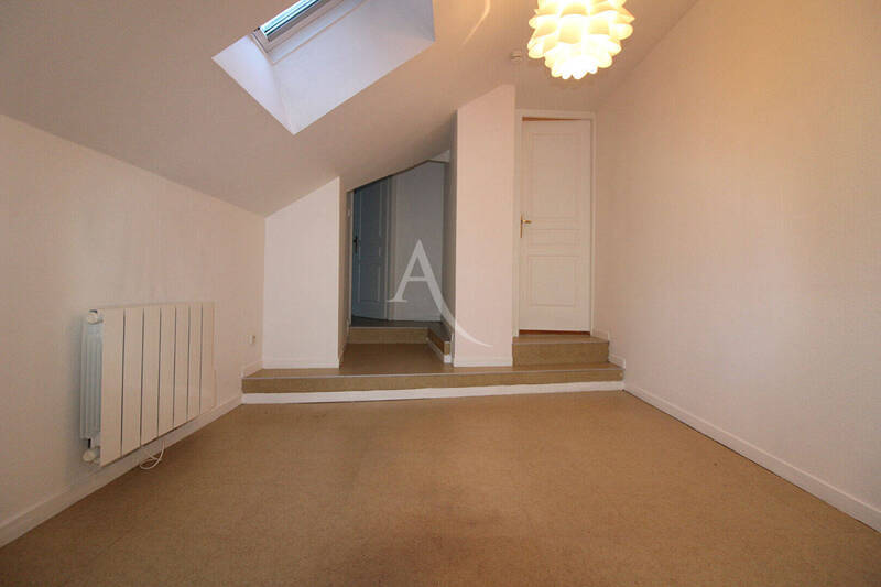 Location appartement 2 pièces 28.84 m² à Chalon-sur-Saône 71100 - 389 €