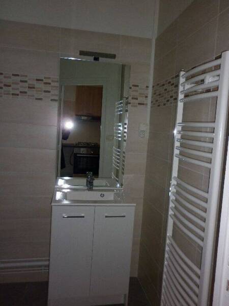 Location appartement 1 pièce 24 m² à Chalon-sur-Saône 71100 - 346 €