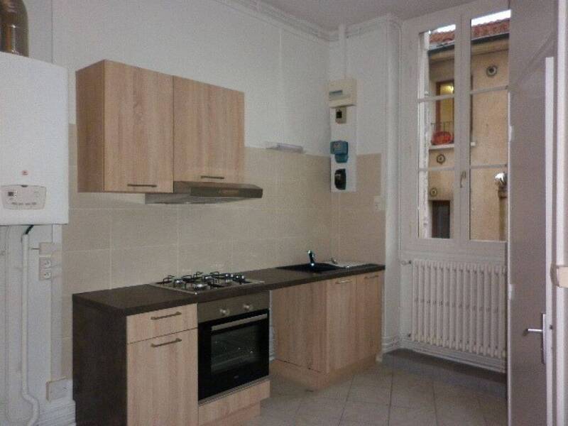 Location appartement 1 pièce 24 m² à Chalon-sur-Saône 71100 - 346 €