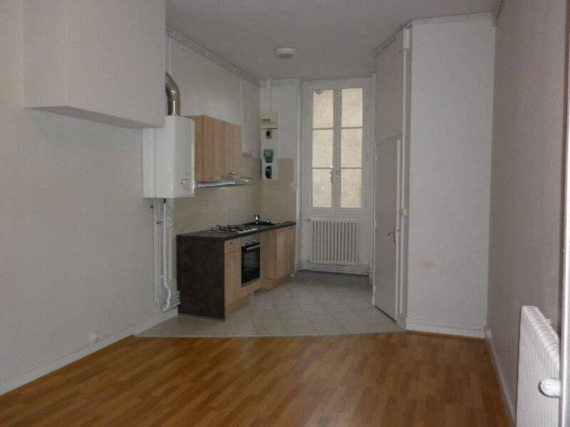 Location appartement 1 pièce 24 m² à Chalon-sur-Saône 71100 - 346 €