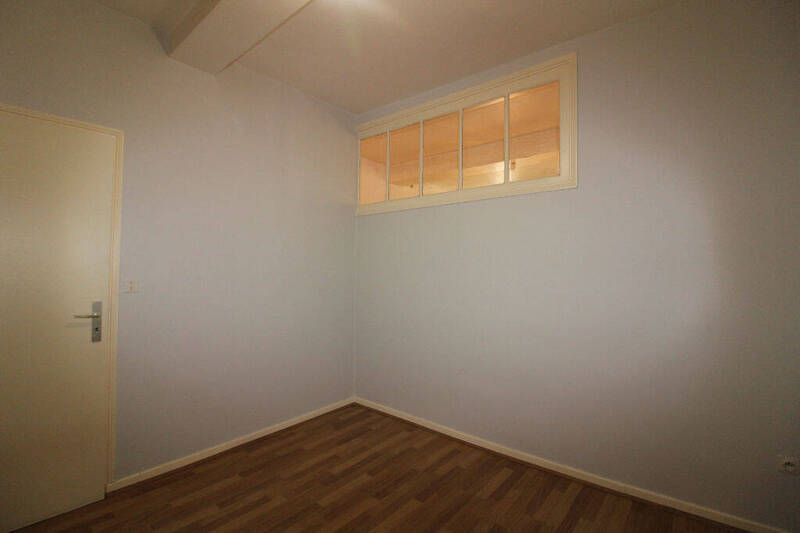 Location appartement 2 pièces 31 m² à Chalon-sur-Saône 71100 - 384 €