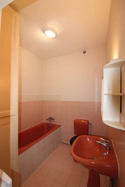 Location appartement 2 pièces 31 m² à Chalon-sur-Saône 71100 - 384 €