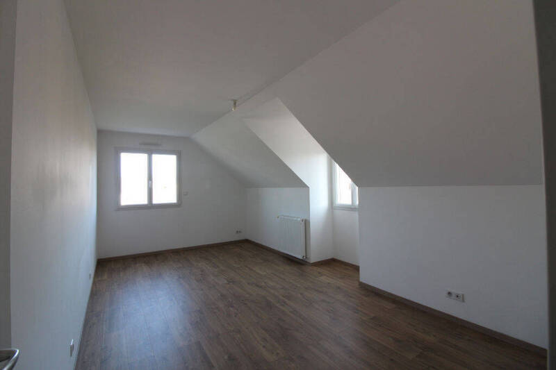 Location maison 8 pièces 215 m² à Lux 71100 - 1 554 €