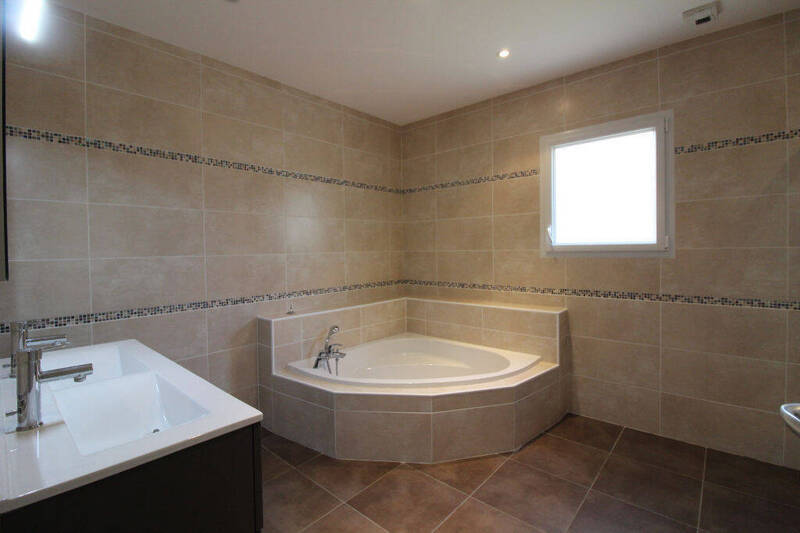 Location maison 8 pièces 215 m² à Lux 71100 - 1 554 €