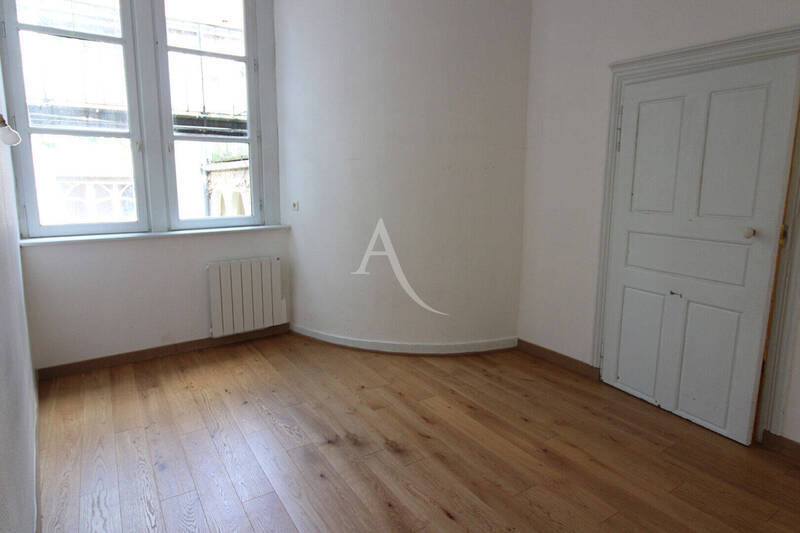 Location appartement 2 pièces 71 m² à Chalon-sur-Saône 71100 - 671 €