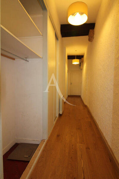 Location appartement 2 pièces 71 m² à Chalon-sur-Saône 71100 - 671 €