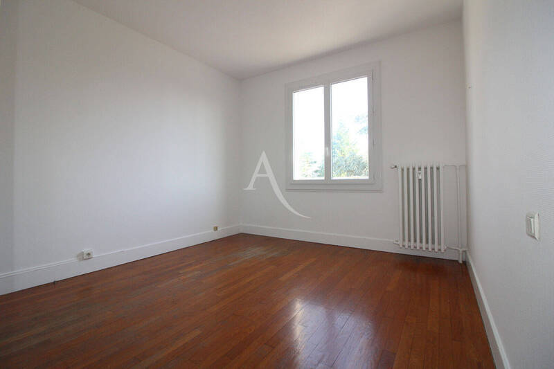 Location appartement 3 pièces 84 m² à Chalon-sur-Saône 71100 - 758 €