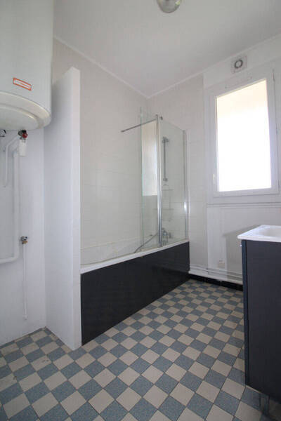 Location appartement 3 pièces 84 m² à Chalon-sur-Saône 71100 - 758 €