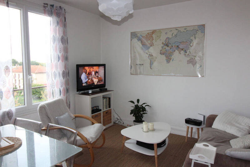 Rent apartment appartement 3 rooms 54 m² in Saint-Rémy 71100 PORTE DROITE - 580 €