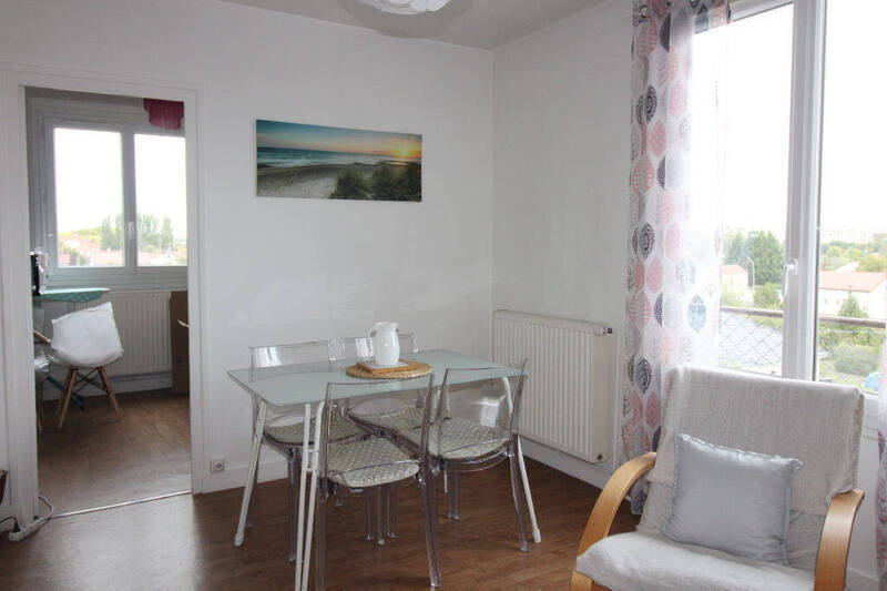 Rent apartment appartement 3 rooms 54 m² in Saint-Rémy 71100 PORTE DROITE - 580 €