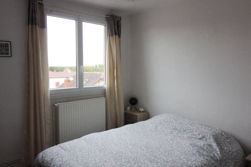 Rent apartment appartement 3 rooms 54 m² in Saint-Rémy 71100 PORTE DROITE - 580 €