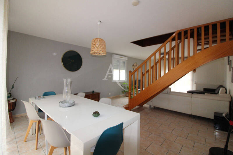 Location maison 6 pièces 120.45 m² à Crissey 71530 - 960 €