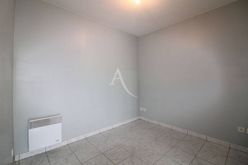 Location appartement 1 pièce 35.1 m² à Châtenoy-le-Royal 71880 PORTE 52 - 396 €