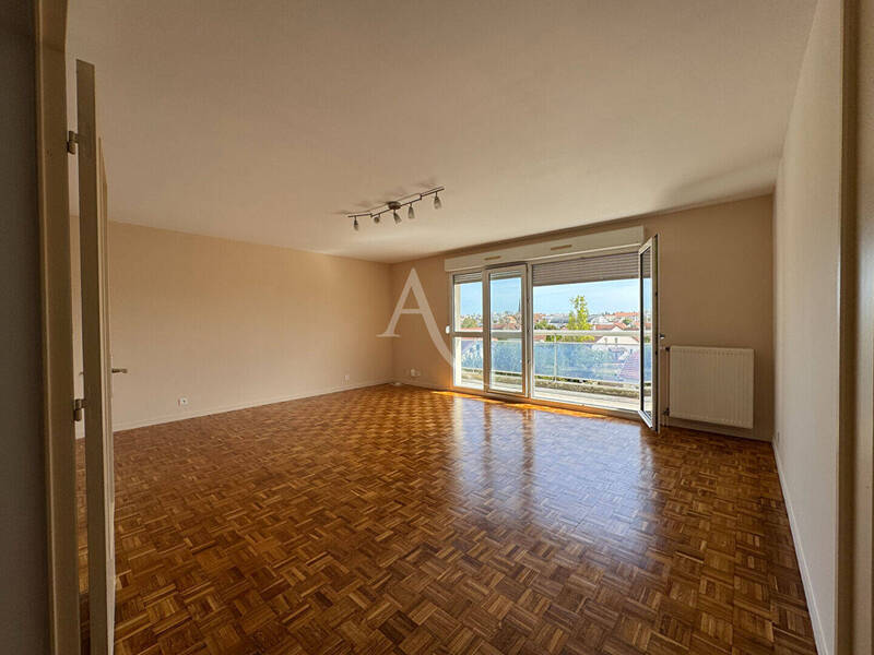 Location appartement 4 pièces 87.57 m² à Dijon 21000 - 930 €