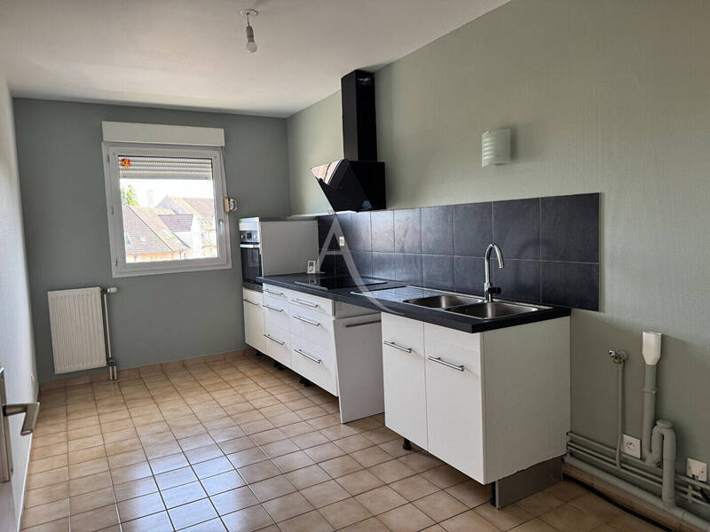 Location appartement 4 pièces 87.57 m² à Dijon 21000 - 930 €