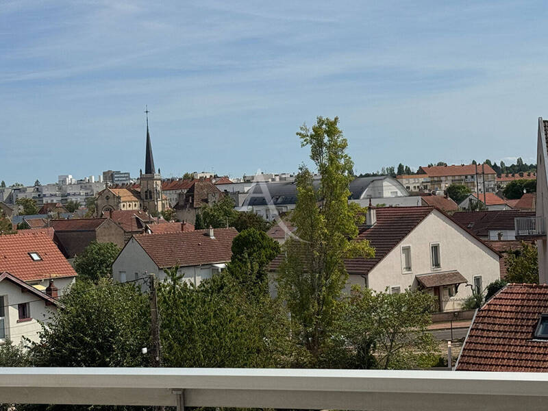Location appartement 4 pièces 87.57 m² à Dijon 21000 - 930 €