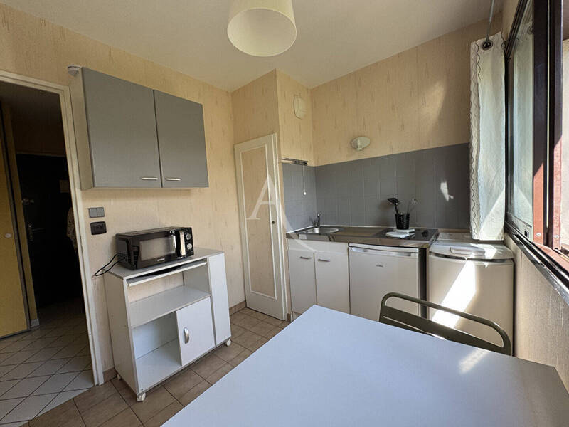 Location appartement 1 pièce 28.9 m² à Dijon 21000 - 580 €
