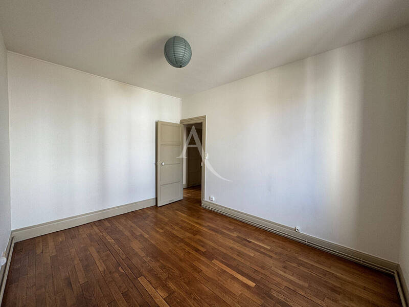 Location appartement 2 pièces 44 m² à Dijon 21000 - 618 €
