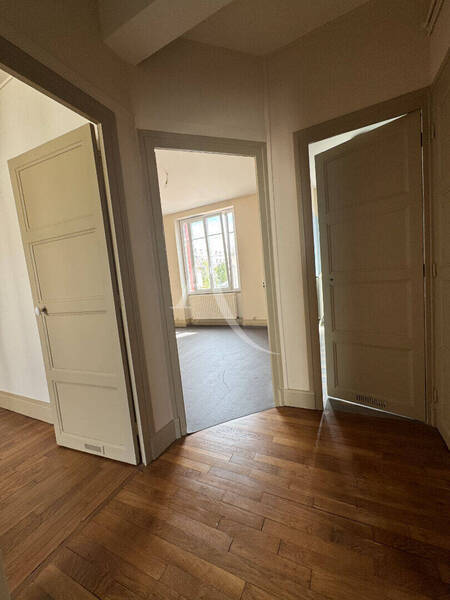 Location appartement 2 pièces 44 m² à Dijon 21000 - 618 €