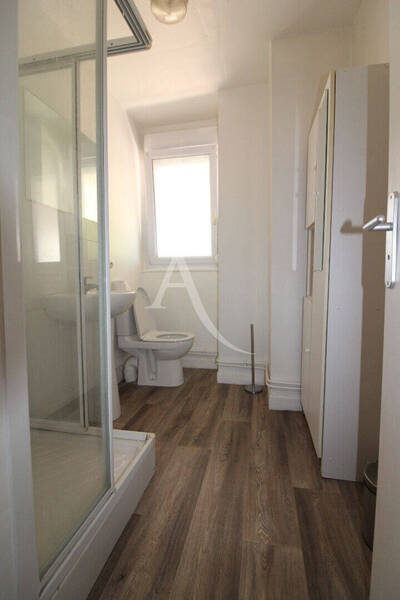Location appartement 2 pièces 37 m² à Chalon-sur-Saône 71100 ENTRE GARE ET CENTRE VILLE - 550 €