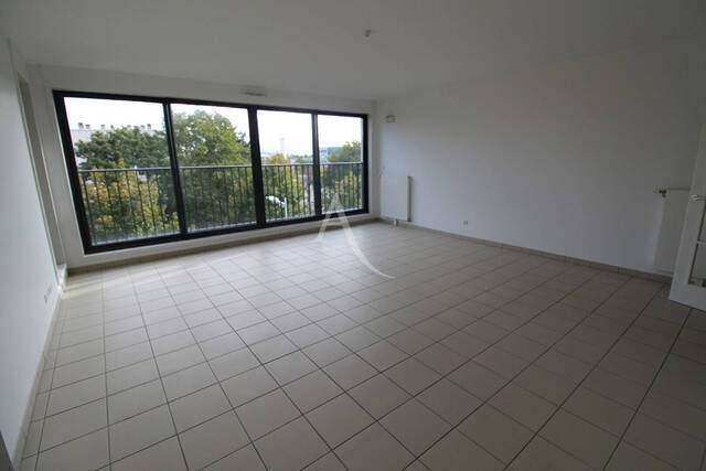 Rent Apartment appartement 4 rooms 114.74 m² Dijon 21000