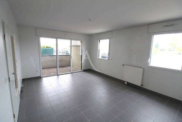 Rent Apartment appartement 3 rooms 77.57 m² Dijon 21000