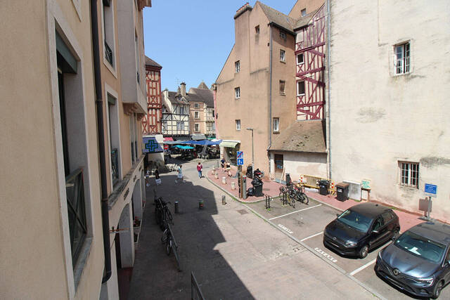 Location Appartement 2 pièces 68.68 m² Chalon-sur-Saône 71100